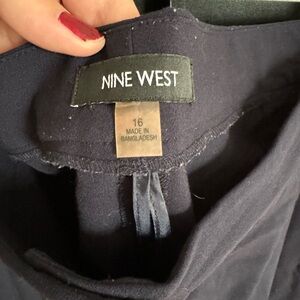 Nine West. Size 16 wide leg trouser navy